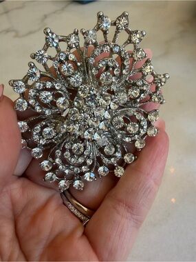 Vintage Silvertine Crystal Brooch Pin